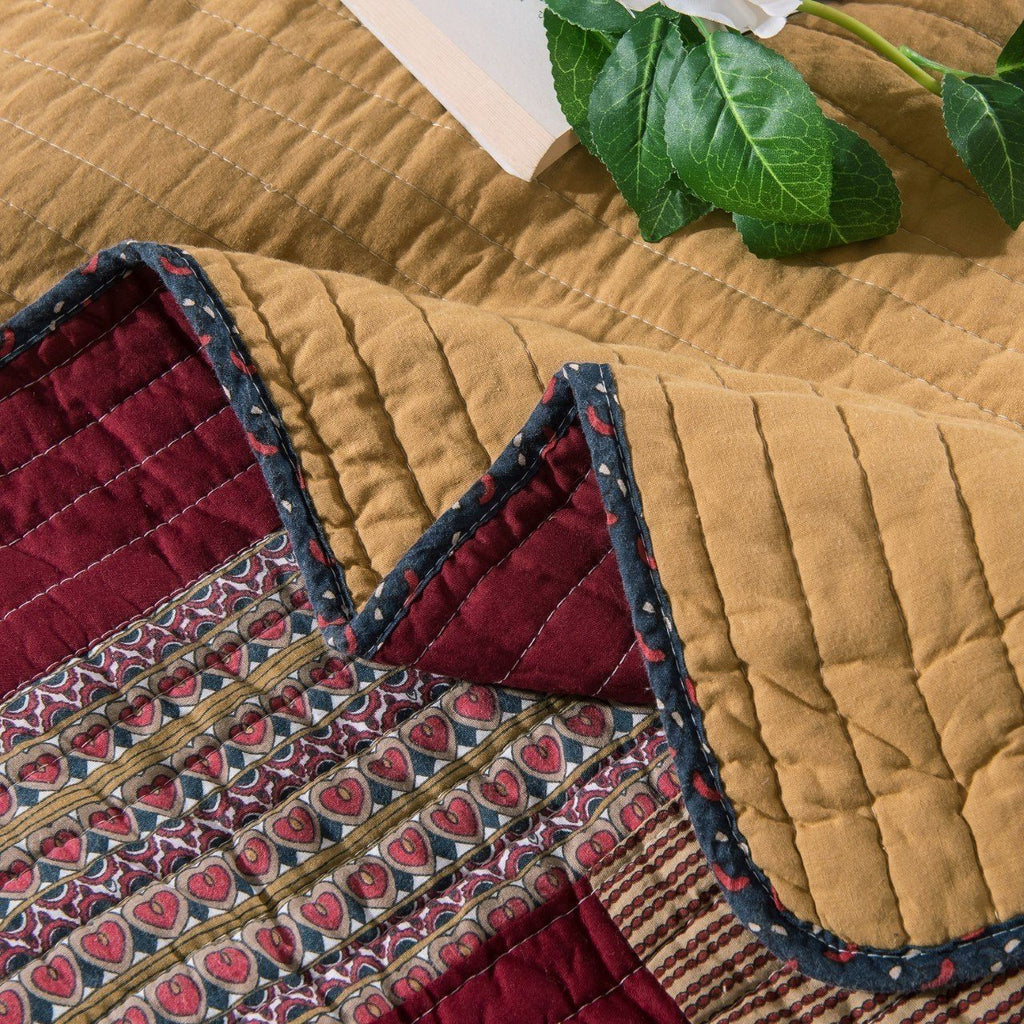 Tache Vineyard Cottage Floral Lightweight Patchwork Bedspread Quilt Set (JHW-827)